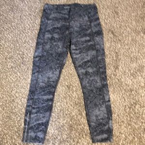 Lululemon🍋Swift Speed High-Rise Tight 28" size 8